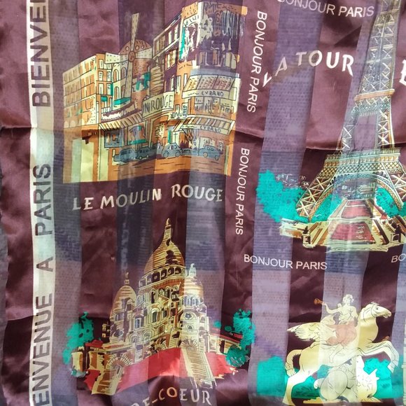 Parisian Landmarks Scarf - Picture 8 of 12